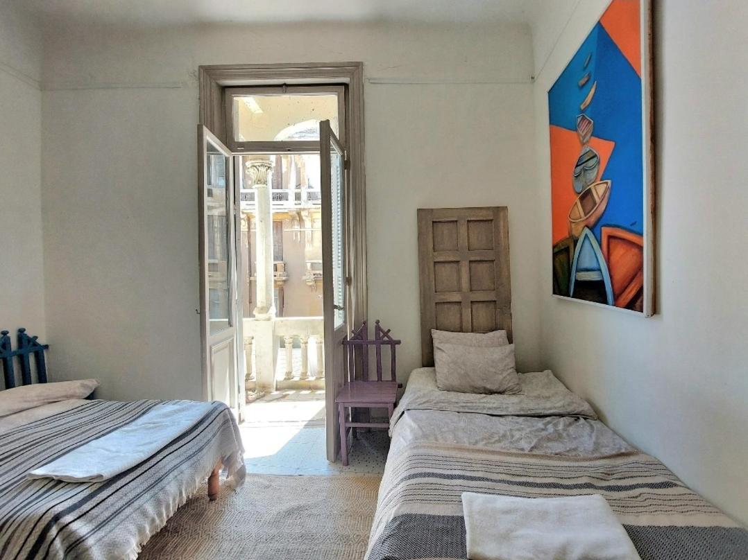 Arab Hostel, Welcoming All Solo And Groups Travellers But, Unmarried Couples Not Allowed Alejandría Exterior foto