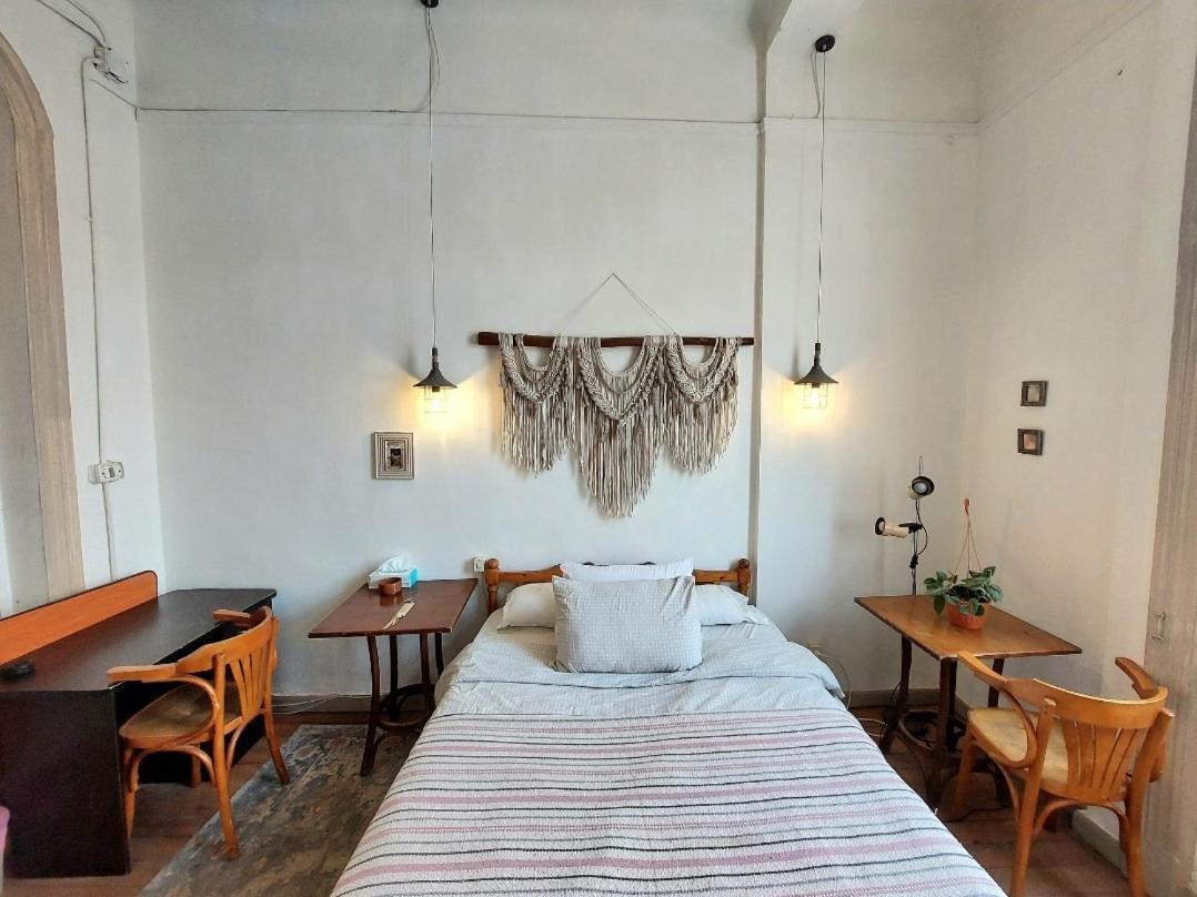 Arab Hostel, Welcoming All Solo And Groups Travellers But, Unmarried Couples Not Allowed Alejandría Exterior foto